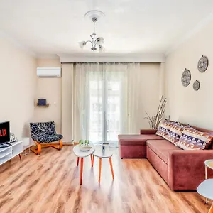 Grand Next To Center 3bd 110sqm Apartament Salonic